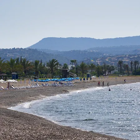 The Olympians 빌라 폴리스