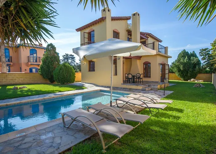 The Olympians ヴィラ Polis