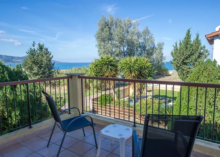 The Olympians ヴィラ Polis